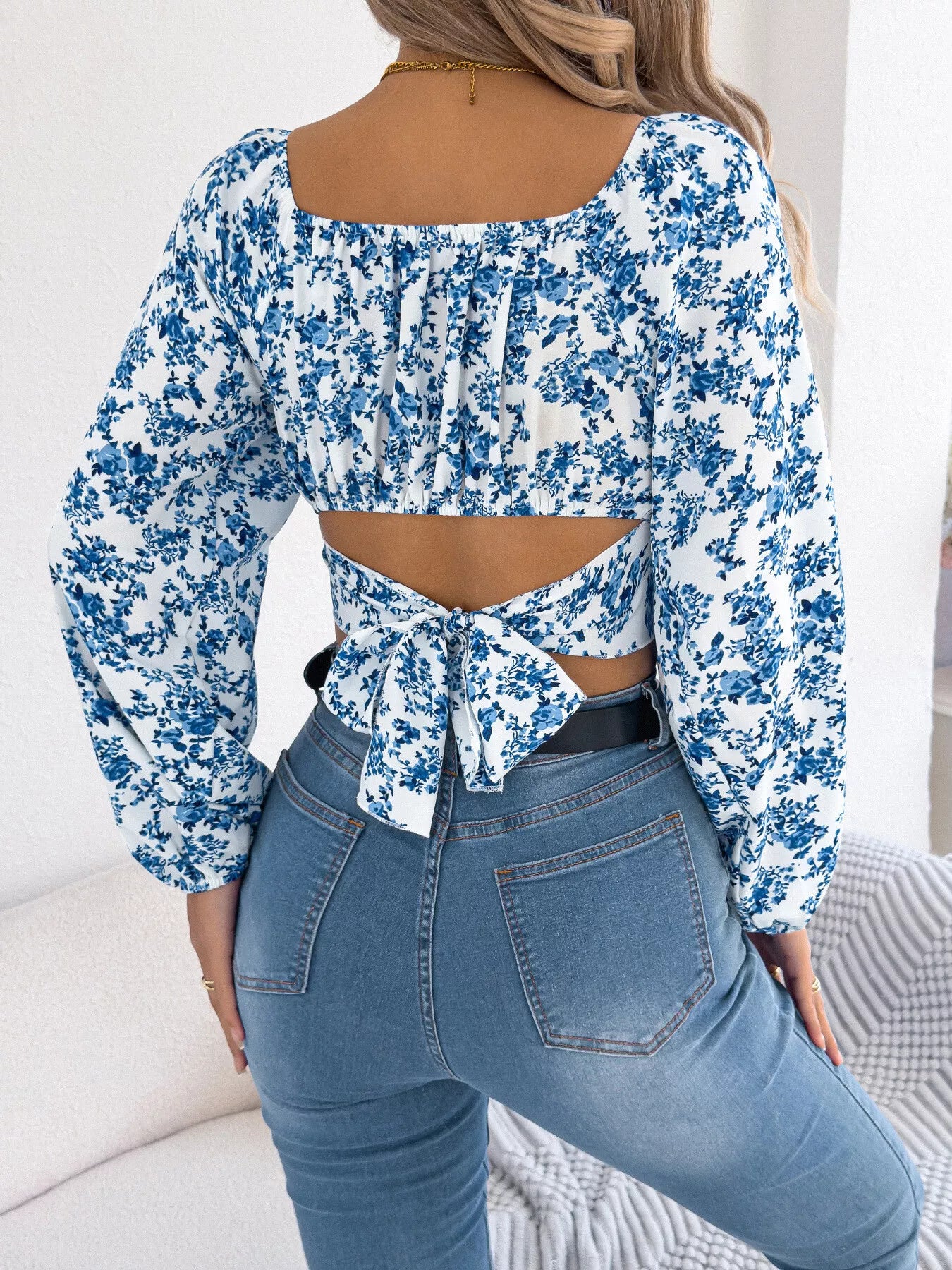 Arabella | Floral Square Neck Crop Blouse
