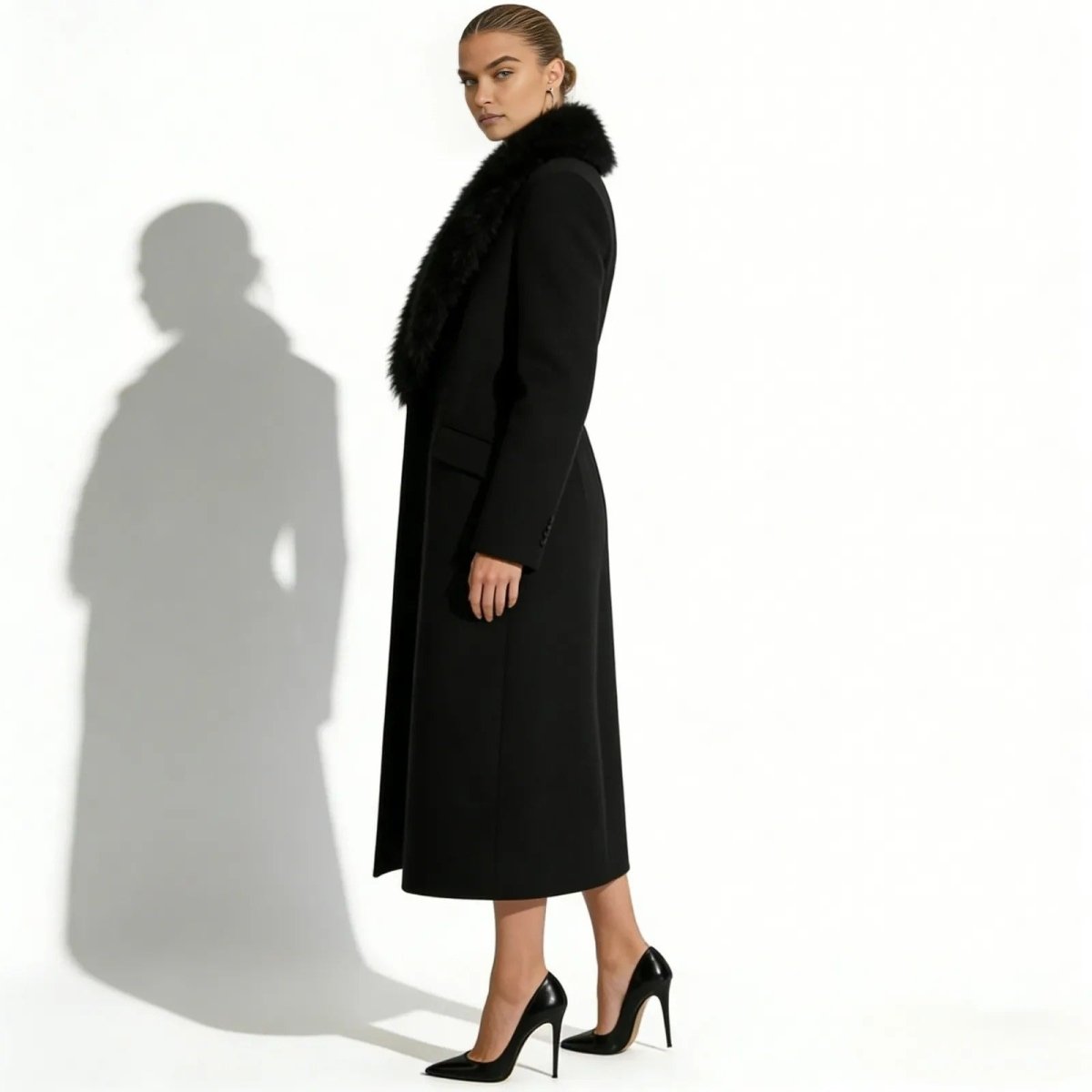 Harriet | Long Wool Coat Faux Fur Collar Belted